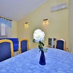 In - Istrien 17385 דירה *