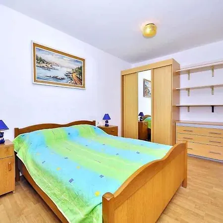 Apartament In Pula/istrien 17385 Pula